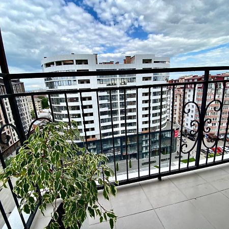 Belvederska Apartment 2 Ivano-Frankivsk Eksteriør billede